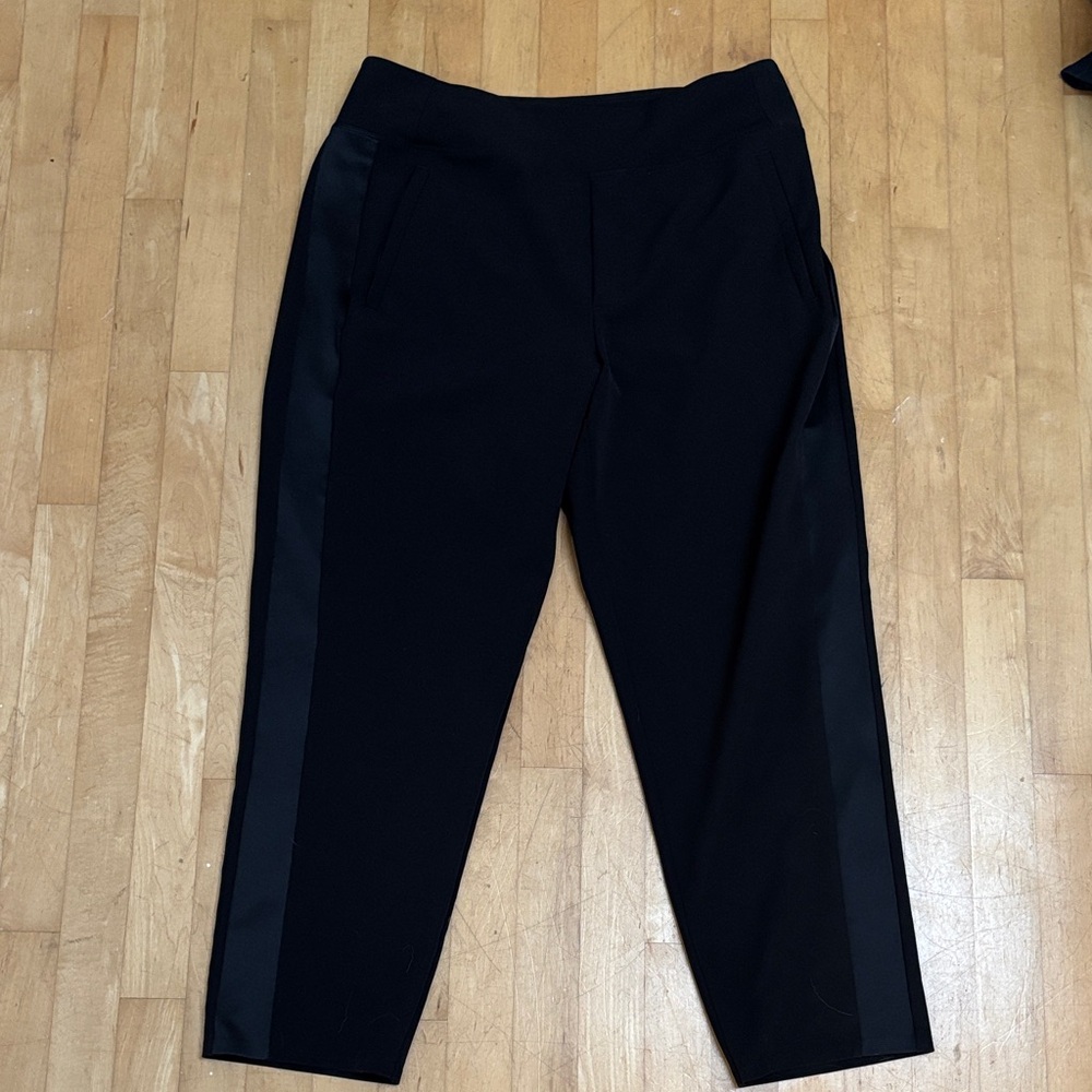 Athleta Endless High Rise Pant- Tuxedo Stripe 14